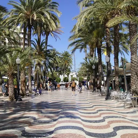 41 Calle Espronceda Alicante Buitenkant foto