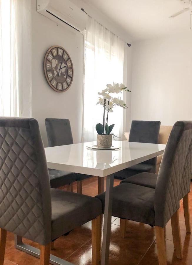 41 Calle Espronceda Apartment